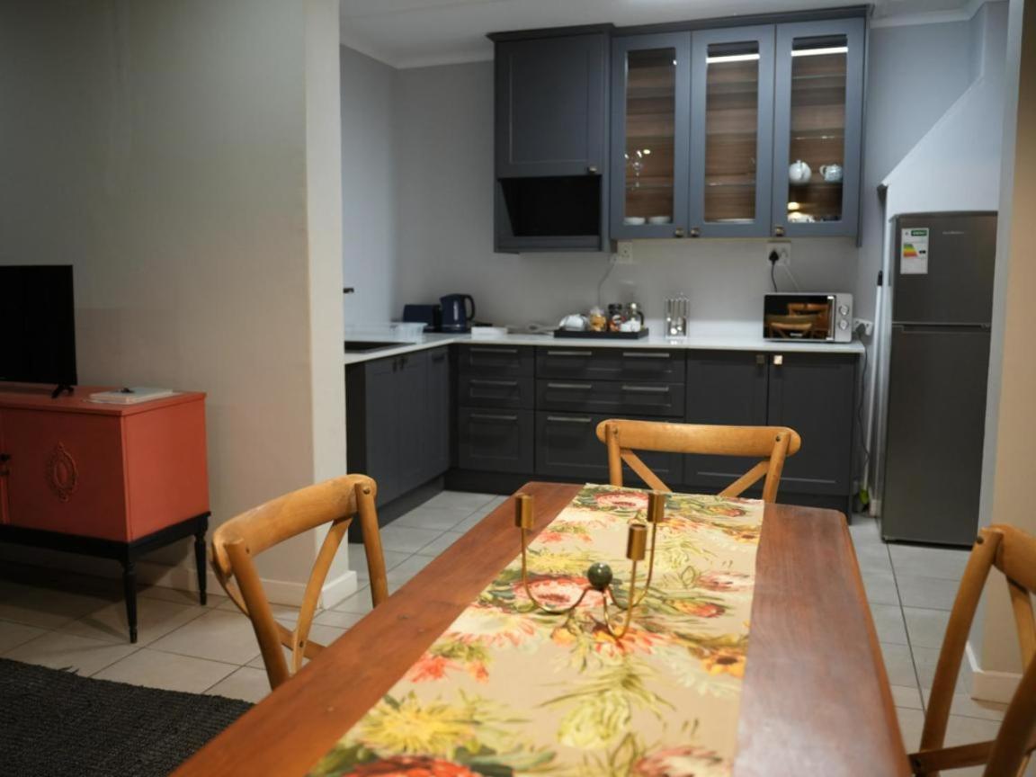 Dellville Country House & Cottages Carnarvon Room photo
